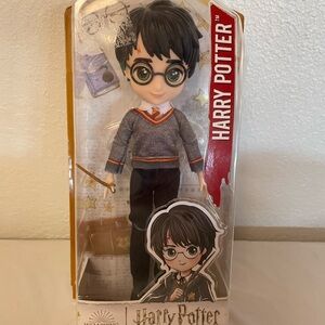 Hard Warner Bros. Kids Doll - Gryffindor Outfit (Gray, Red Accent)